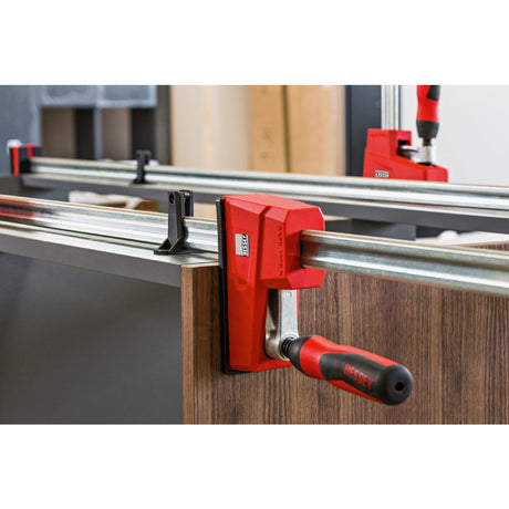 REVO KRE body clamp
