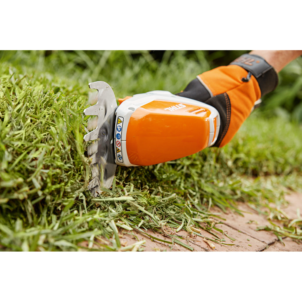 Stihl cordless shrub shears HSA 26 / with AS 2 battery and AL1 charger