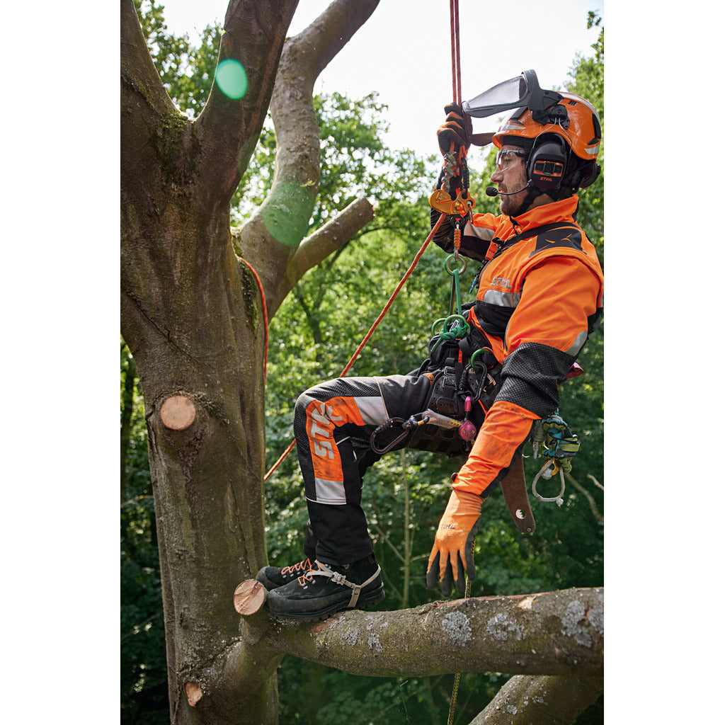Stihl Akku-Motorsäge MSA 220 TC-O / ohne Akku und Ladegerät