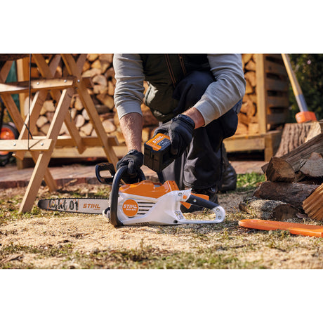 Motosega a batteria Stihl MSA 80 C-B / con batteria AK 30 S e caricabatterie AL 101