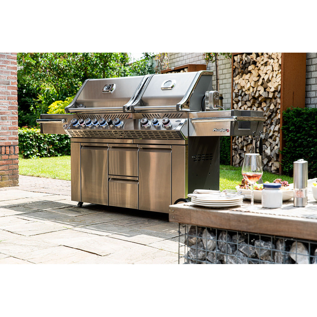 Napoleon Gasgriller Prestige PRO™ 825